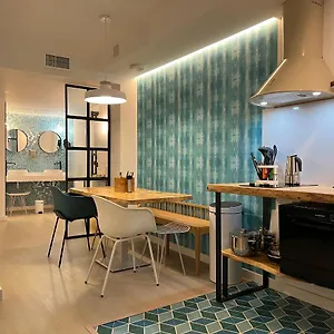 https://apartamentos-poniente-playa.ibizaislandhotels.net
